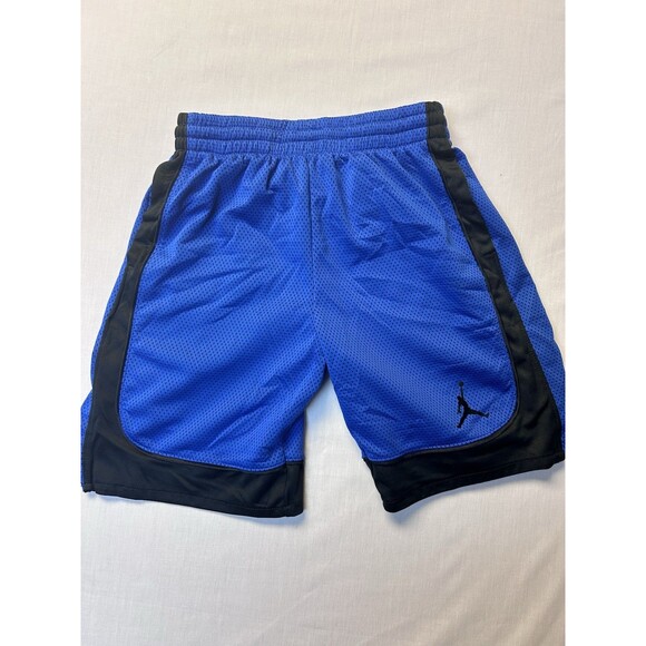 Lot Of Boys Clothes Nike Jordan Under Armour Shorts Shirts Athletic Youth Medium - Picture 4 of 8